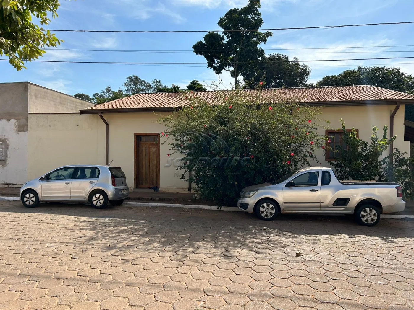 Casas / Padrão em Monte Alto - foto 1