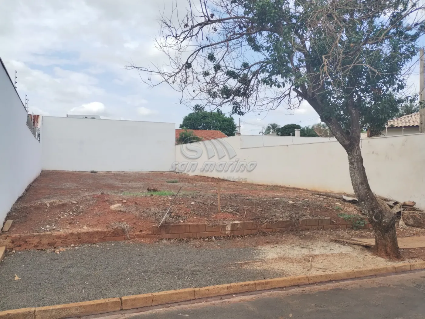 Terrenos / Residencial em Jaboticabal - foto 0