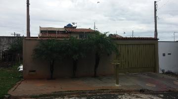 Alugar Casas / Sobrado em Jaboticabal. apenas R$ 330.000,00
