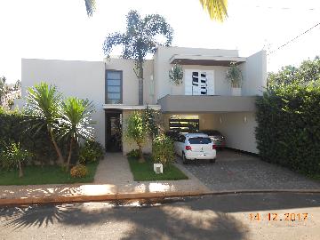 Alugar Casas / Condomínio em Jaboticabal. apenas R$ 2.000.000,00
