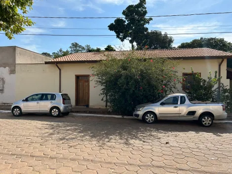 Casas / Padrão em Monte Alto - foto 1