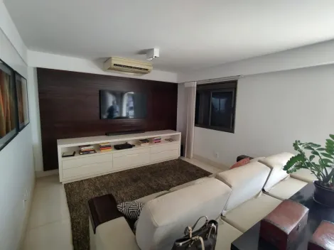 Alugar Apartamentos / Padrão em Jaboticabal. apenas R$ 1.900.000,00